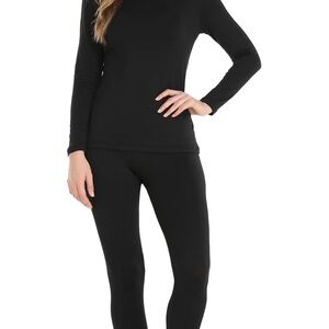 Women's Black Thermal Set